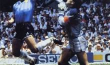 1986 - Foto histórica del gol con la mano de Maradona, la mano de Dios