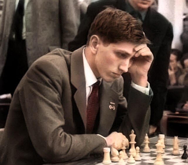 640px-bobby_fischer_1960_in_leipzig_in_color-2028234-8766238
